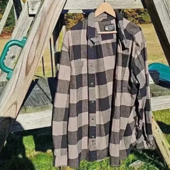 Carhartt button down checkered black and tan work casual - Picture 8 of 8